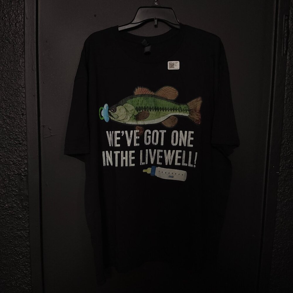 Gildan Bass Fishing Graphic Tee "We've Got One In The Livewell" Black XL NWT